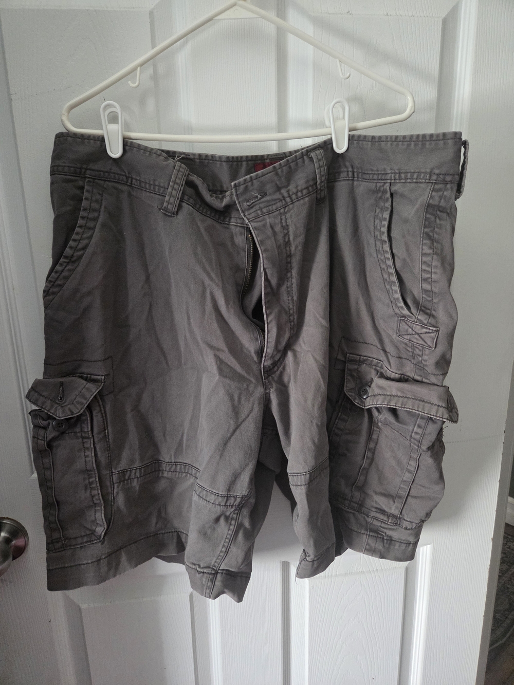 The Foundry Supply Co. Men's Cargo Shorts — Charcoal Gray
